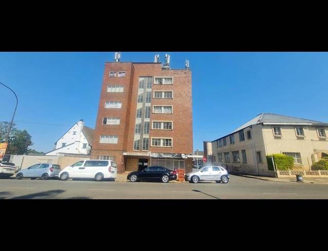 1 BEDROOM APARTMENT FOR SALE IN PIETERMARITZBURG CENTRAL